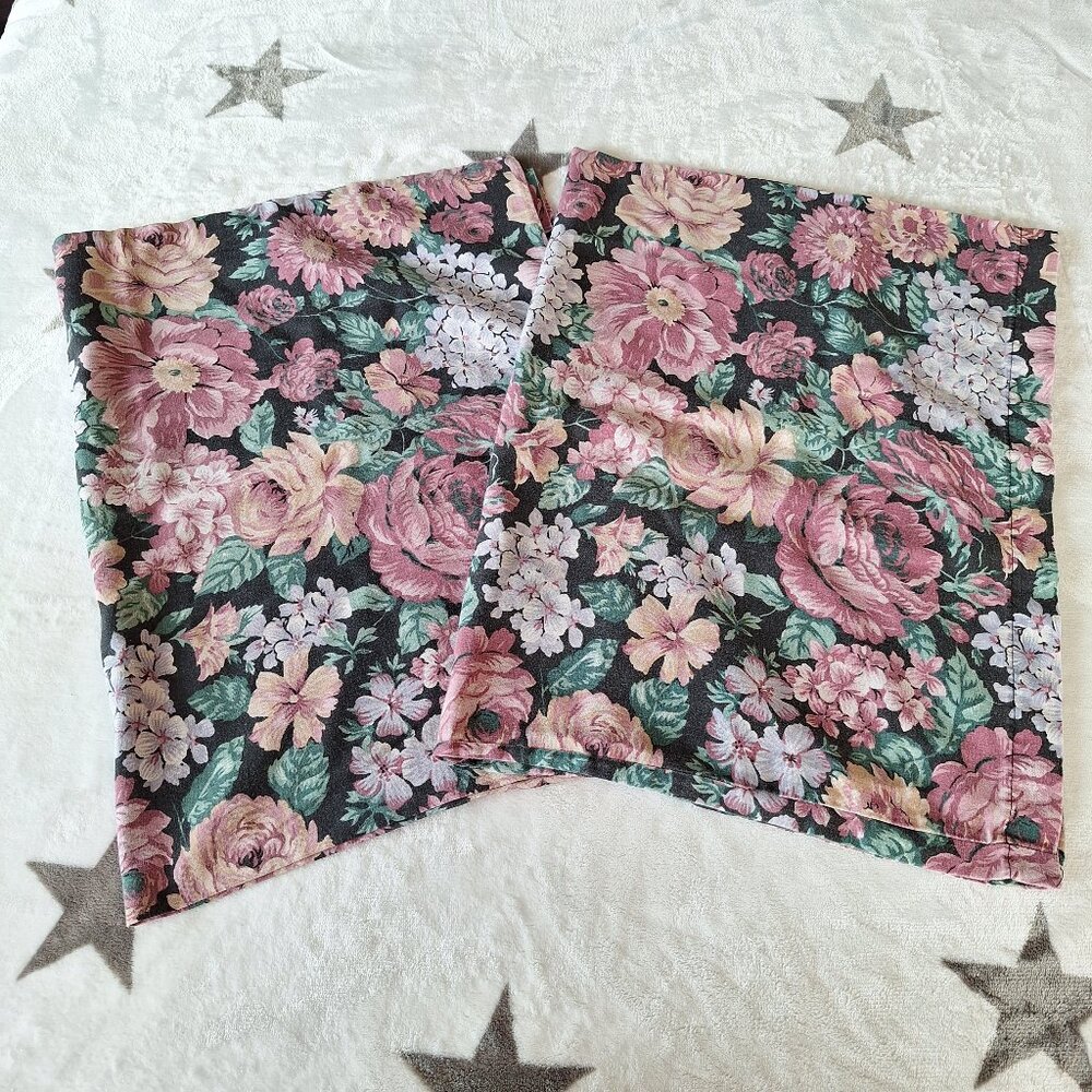 Vintage Set‎ of 2 Pillowcases Pink Green Roses Floral Y2K 90s 80s Made In Spain